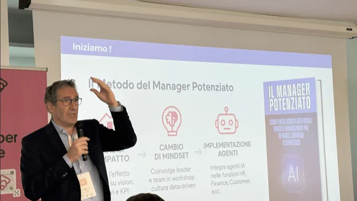 Giovanni Giamminola presenting the Manager Potenziato method